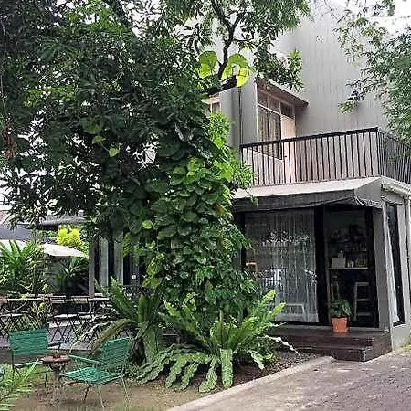 Baan Ongkharak Bed & Breakfast (Adults Only)